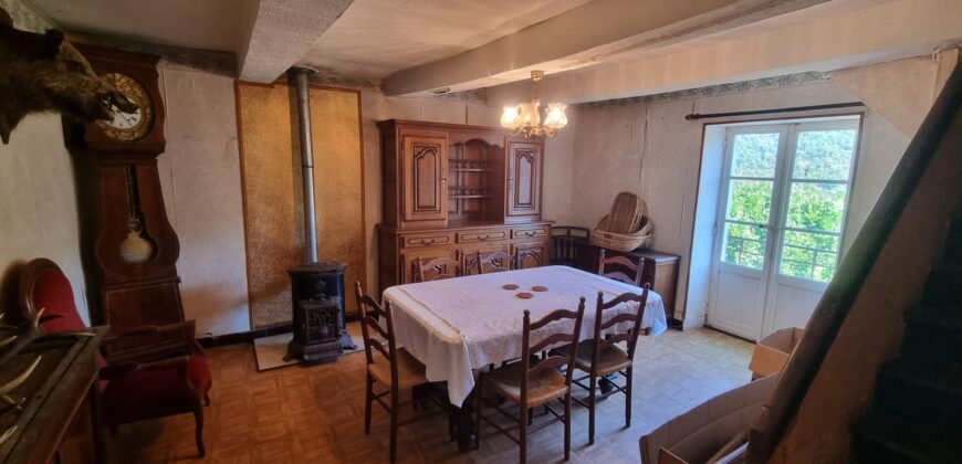 MAISON DE HAMEAU à Rafraichir