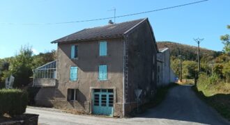 MAISON DE VILLAGE AVEC JARDIN d’Agrément