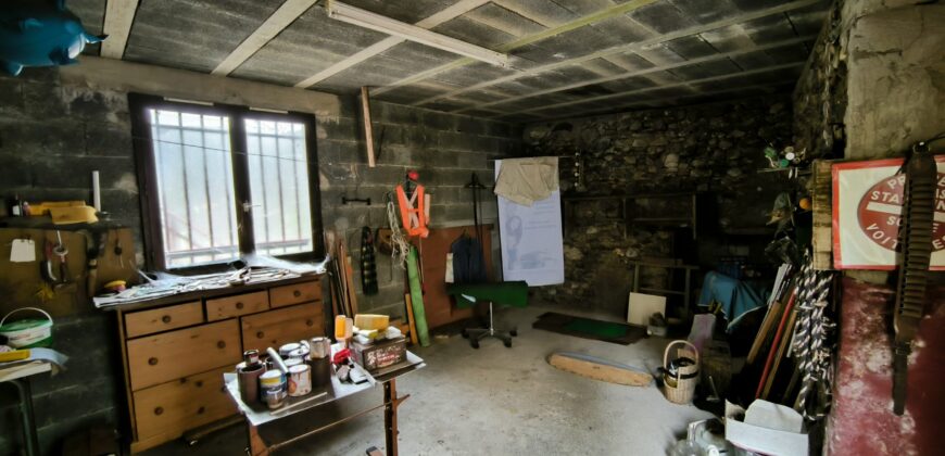 MAISON DE VILLAGE A RENOVER