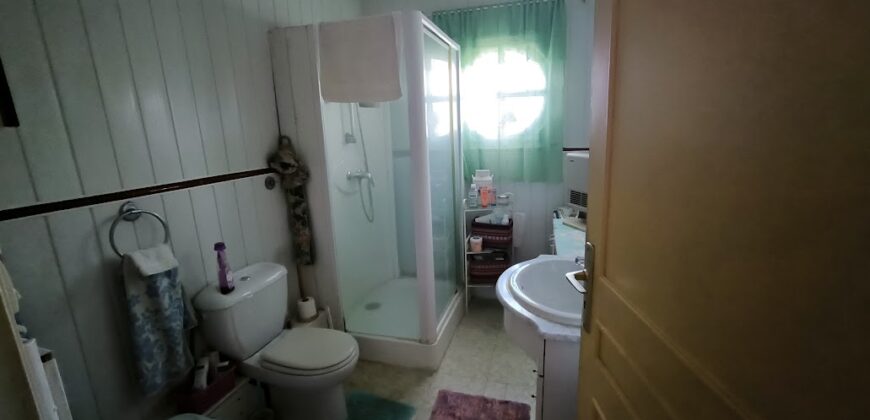 APPARTEMENT  TERRASSE DOMINANTE  GARAGE et JARDIN CONSTRUCTIBLE